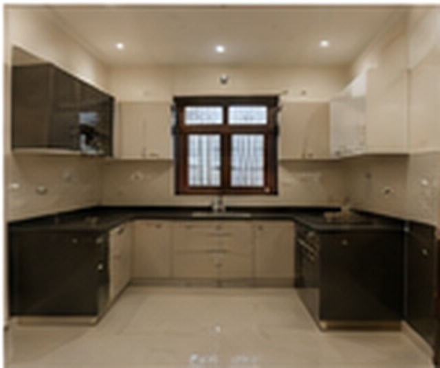 2 BHK Builder Floor for Sale in Mohan Garden, New Delhi
